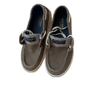 Sperry size 4.5